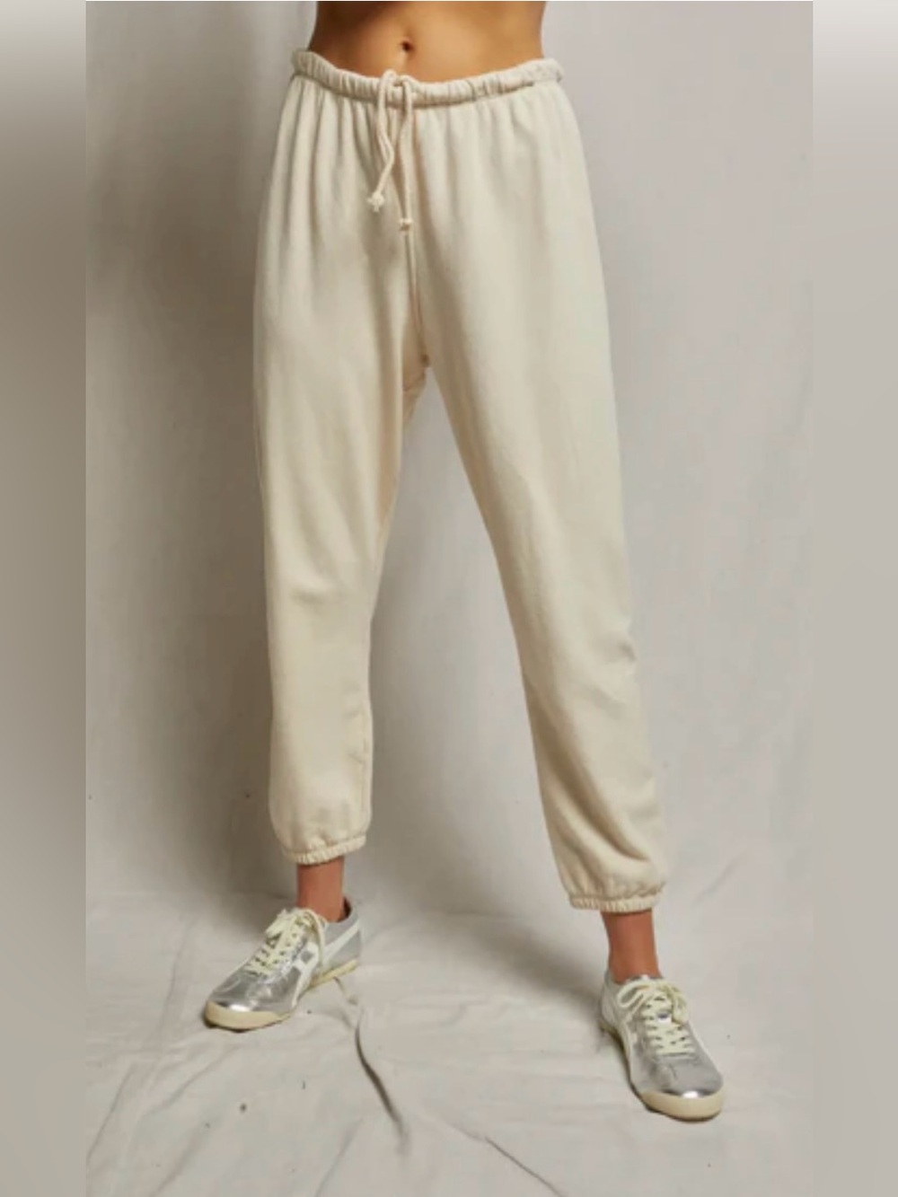 perfectwhitetee johnny french terry easy sweatpants in sugar size S